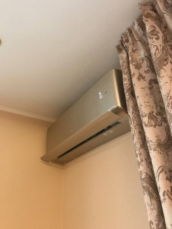 Настенный кондиционер (сплит-система) Gree GWH24AVEXF-K6DNA1A(champagne)